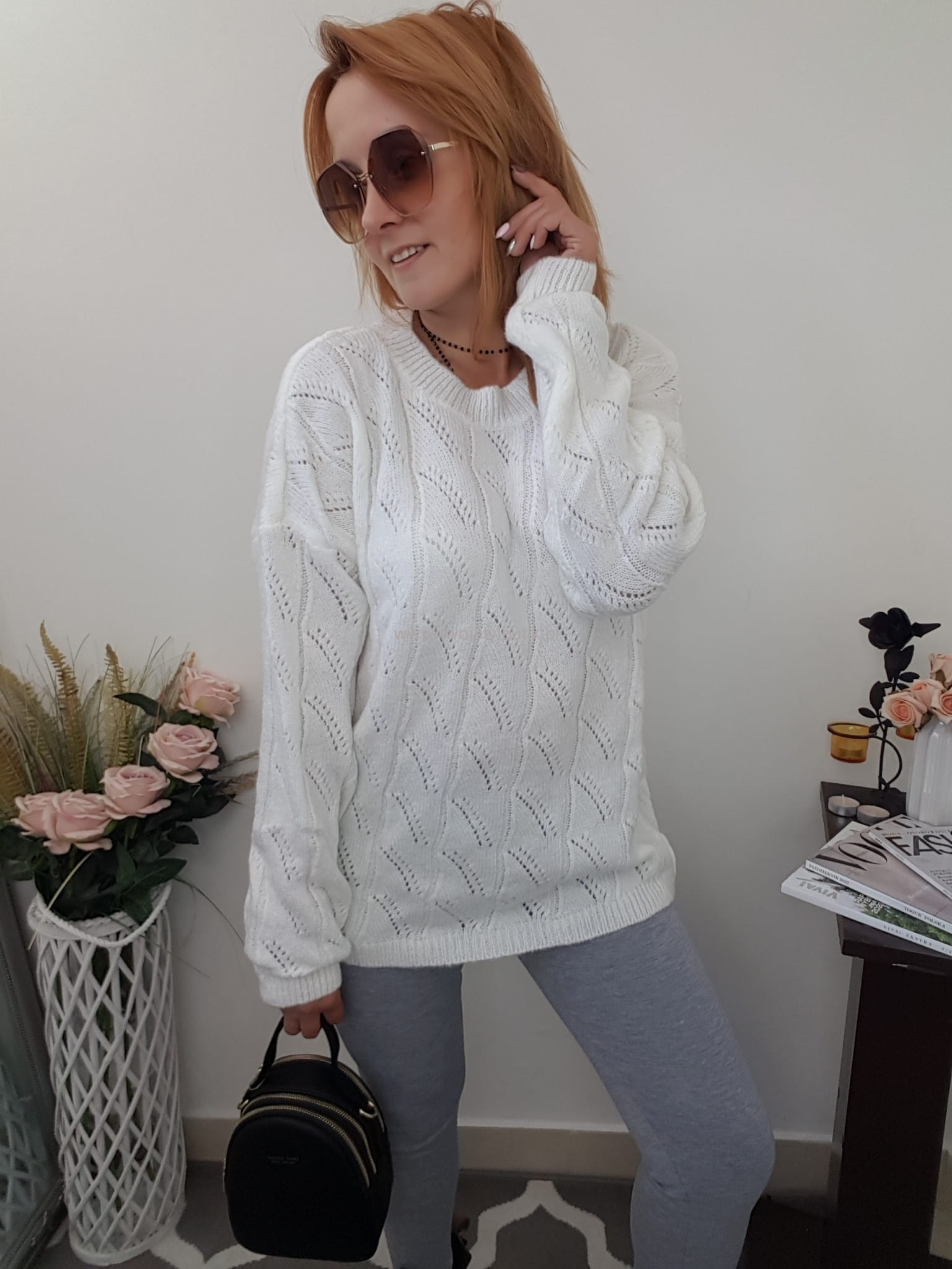 Klasyczny Sweter Barbara Biały